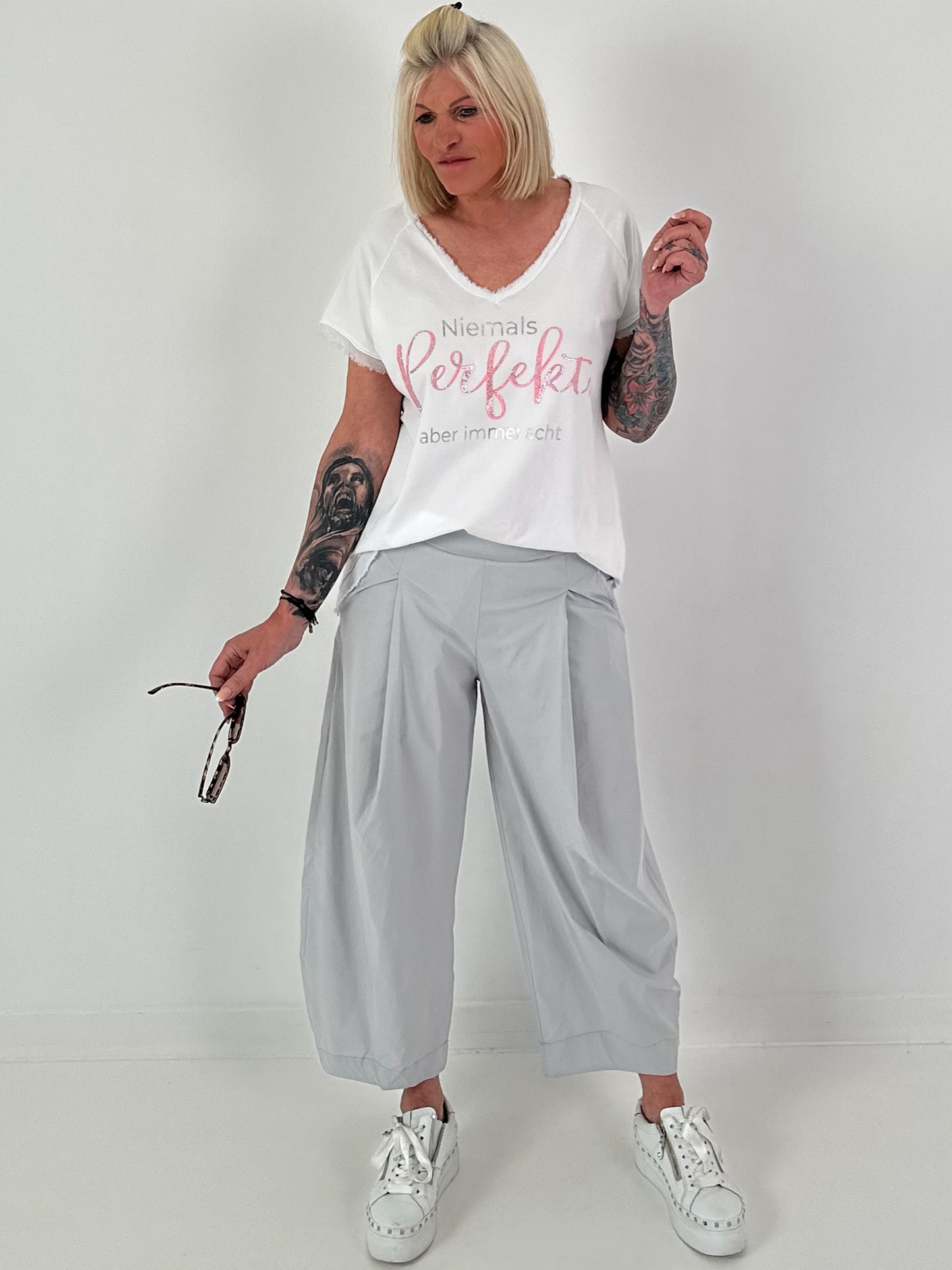 T-Shirt mit Statement Print - weiss