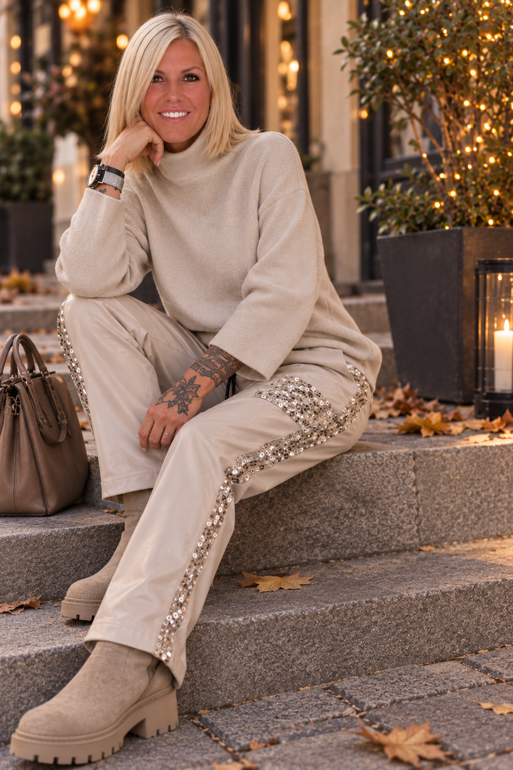 Basic Rollkragenpullover - beige