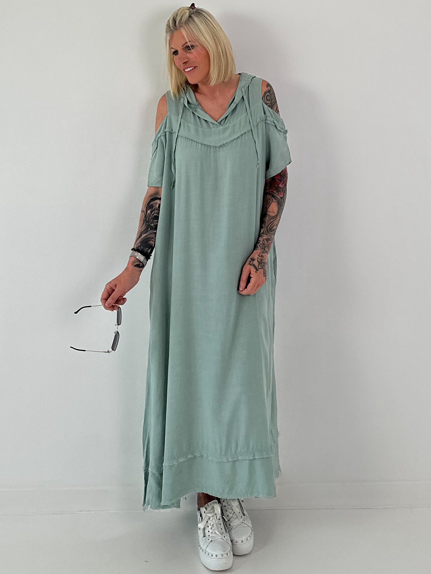 Dress with cold shoulder and hood - sage