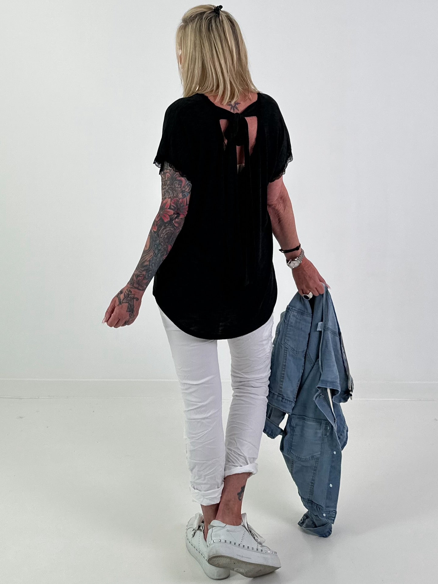 T-Shirt with Back Tie - Black