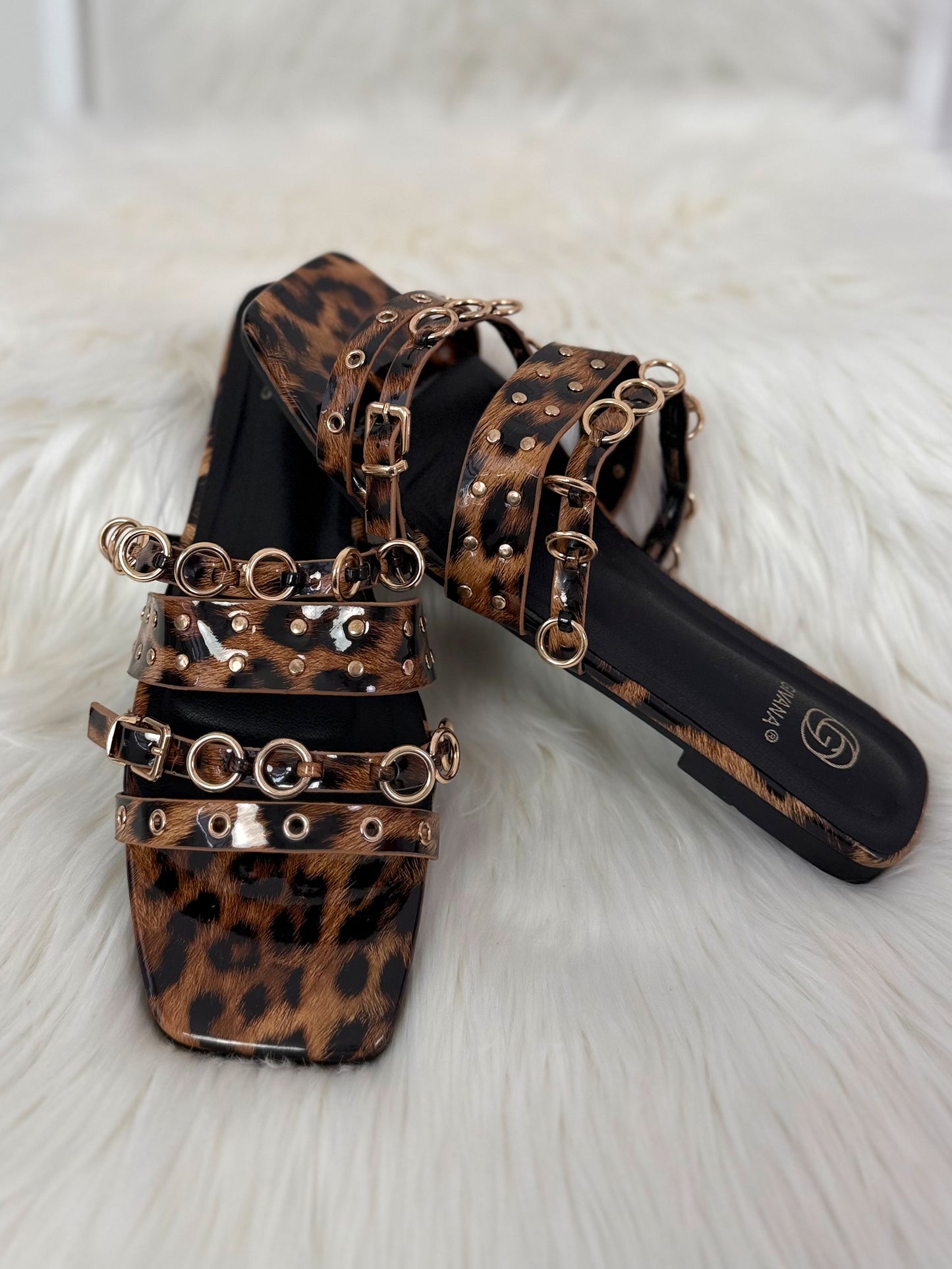 Sandals Leo - beige