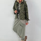 Stylische Jacke mit Fellkragen und großem Rückenpatch - camouflage