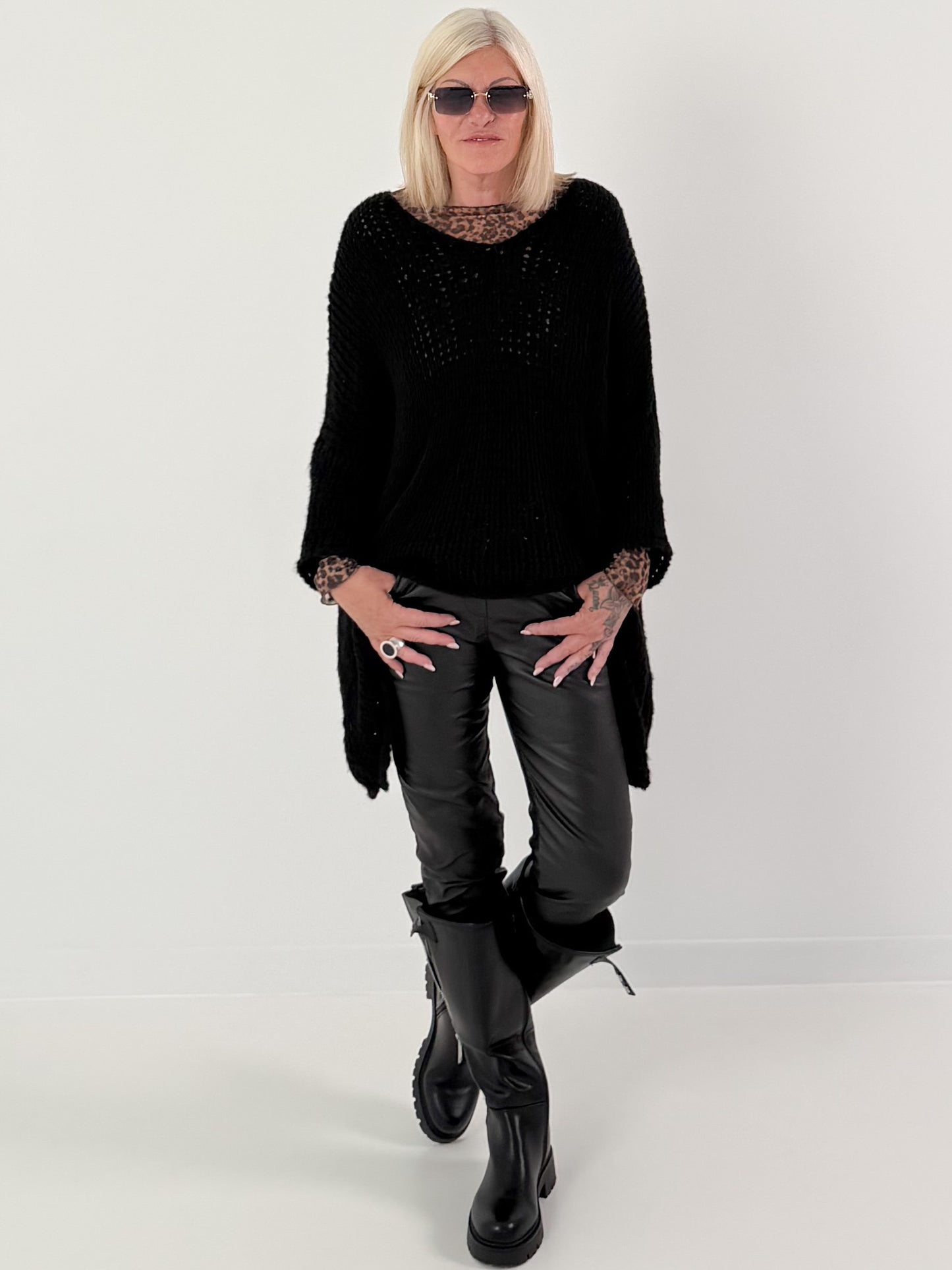 Soft Oversized Chunky Knit Jumper - black