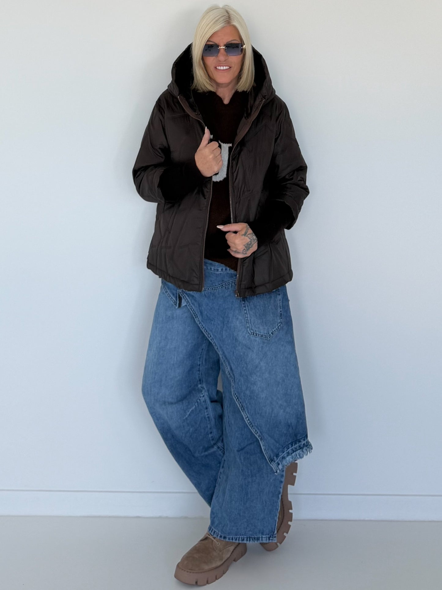 Jacke mit Strickarm und Kapuze - mokka