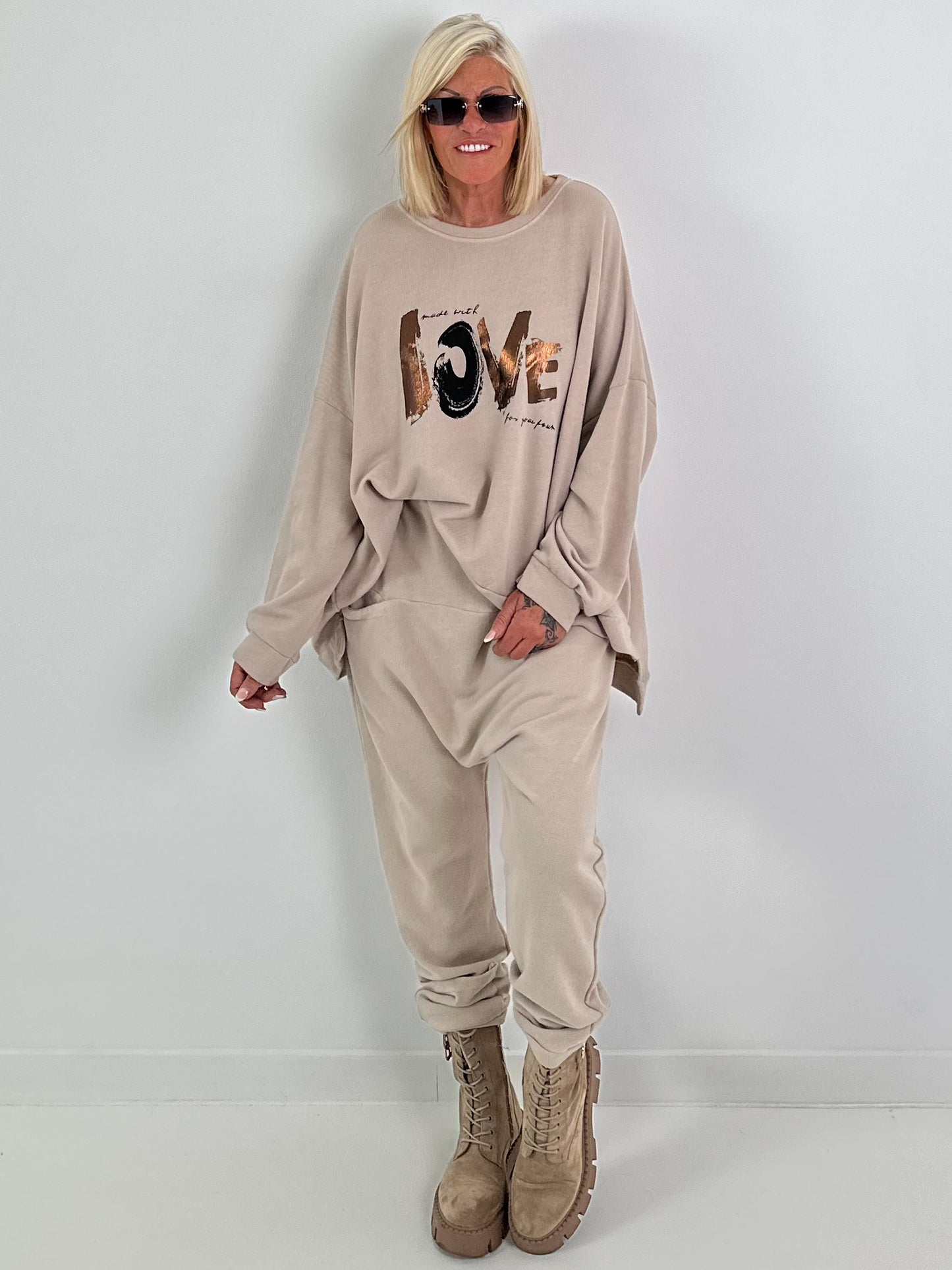 Sweat Baggy mit Tasche - beige