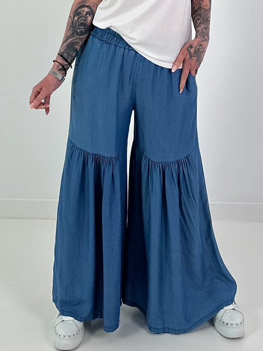 Jeansbroek met wijde volant - donkerblauw