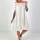 Kleid mit kurzen Ärmeln und Volant - beige