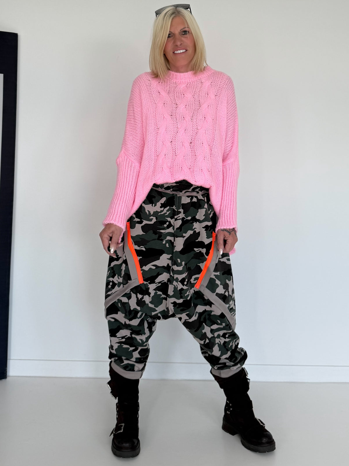 Pullover mit Stulpenärmeln und Zopfmuster - rosa