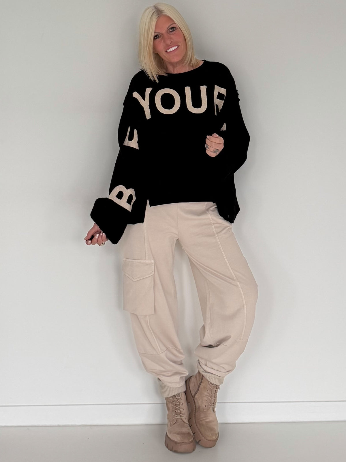 Sweater mit Strickeinsätzen - schwarz
