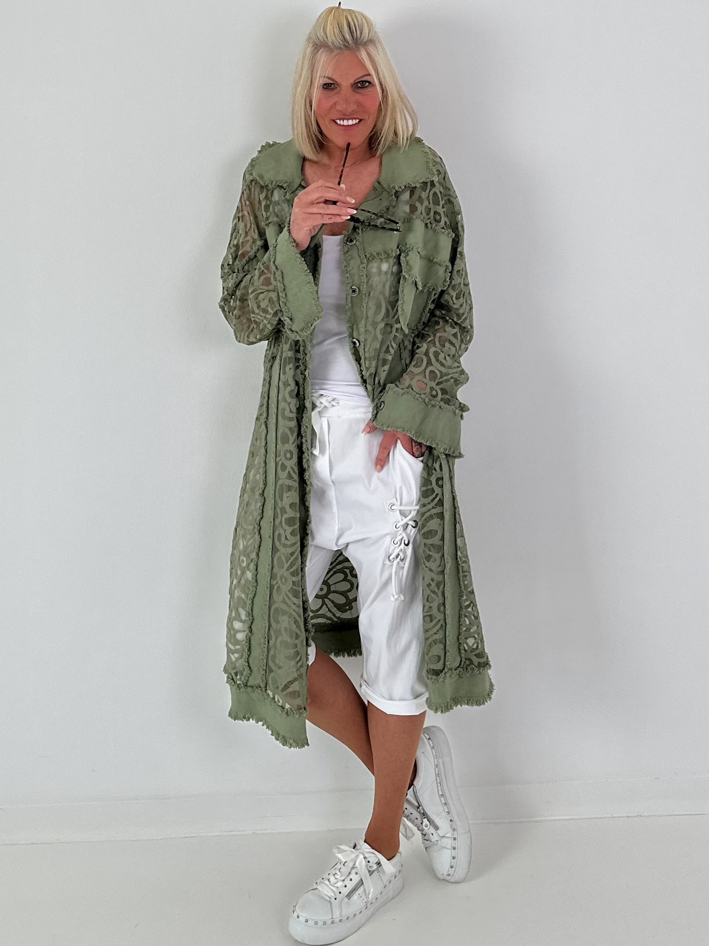 Jeansmantel mit floralem Netzeinsatz - khaki ( lieferbar ab 26.05.26)