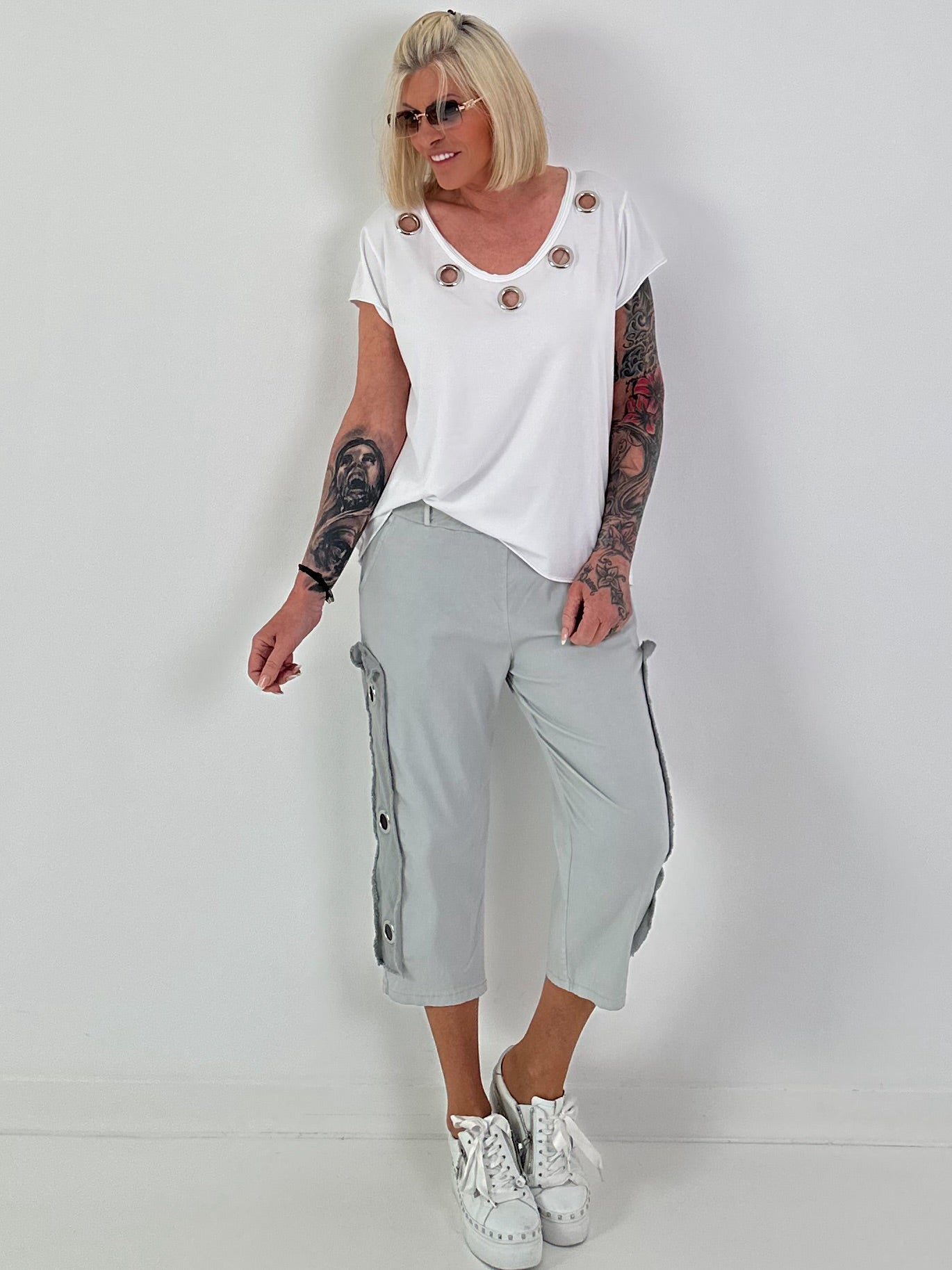 T-shirt with eyelet neckline - white