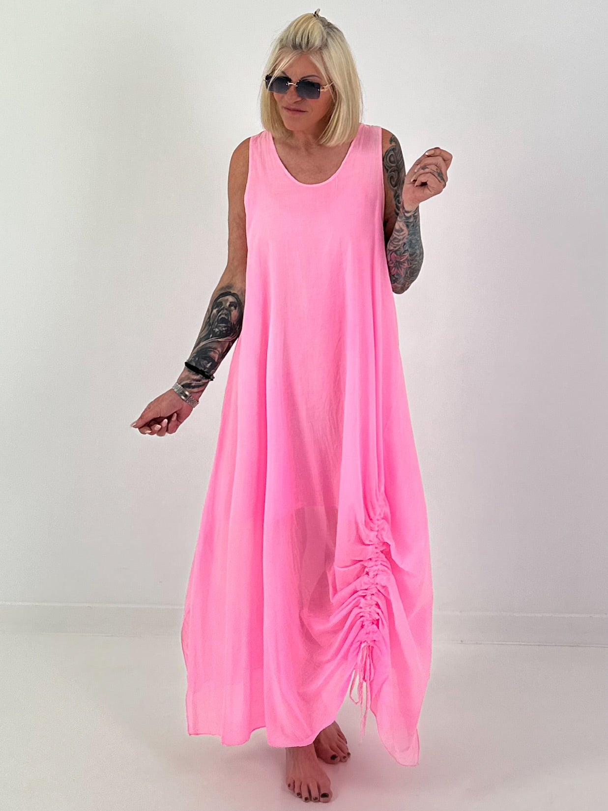Sommerkleid mit Raff-Detail - neonpink