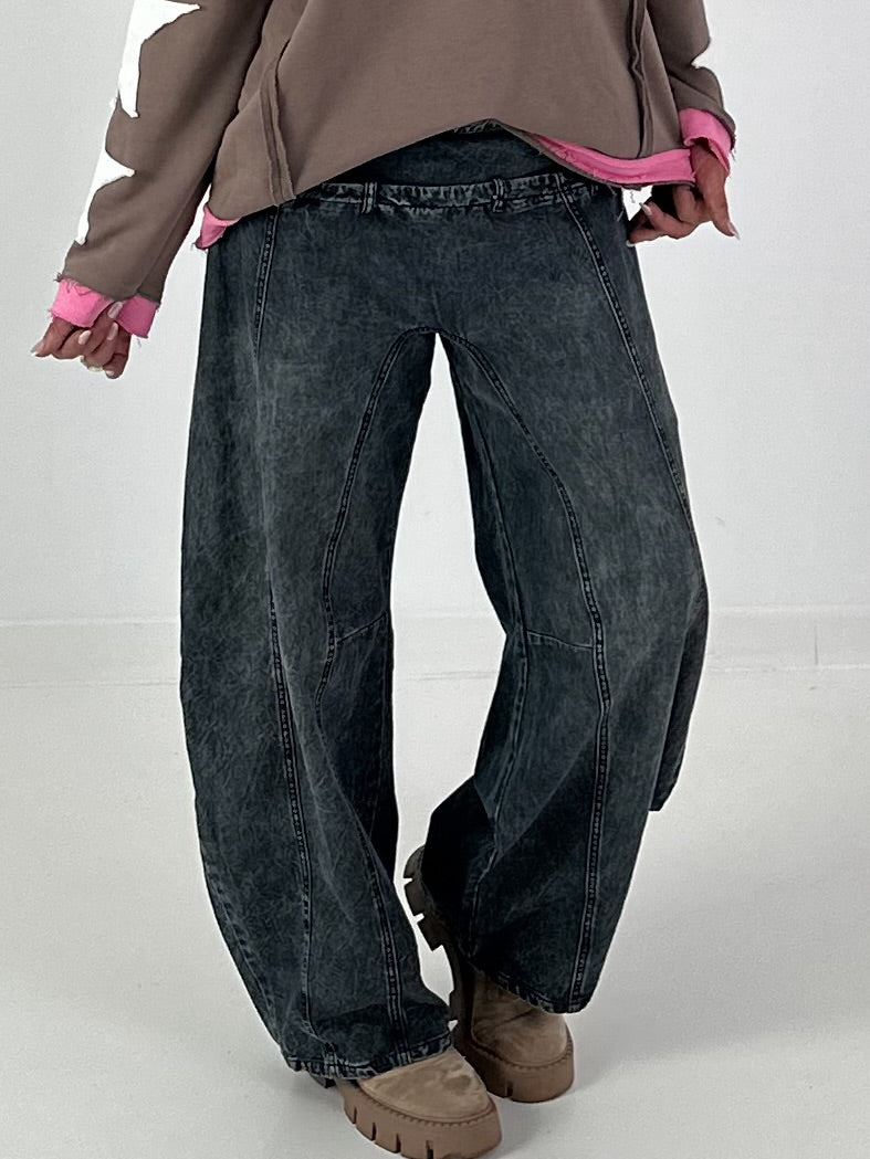Lässige Wide Leg Jeans mit besonderen Nähten - used black