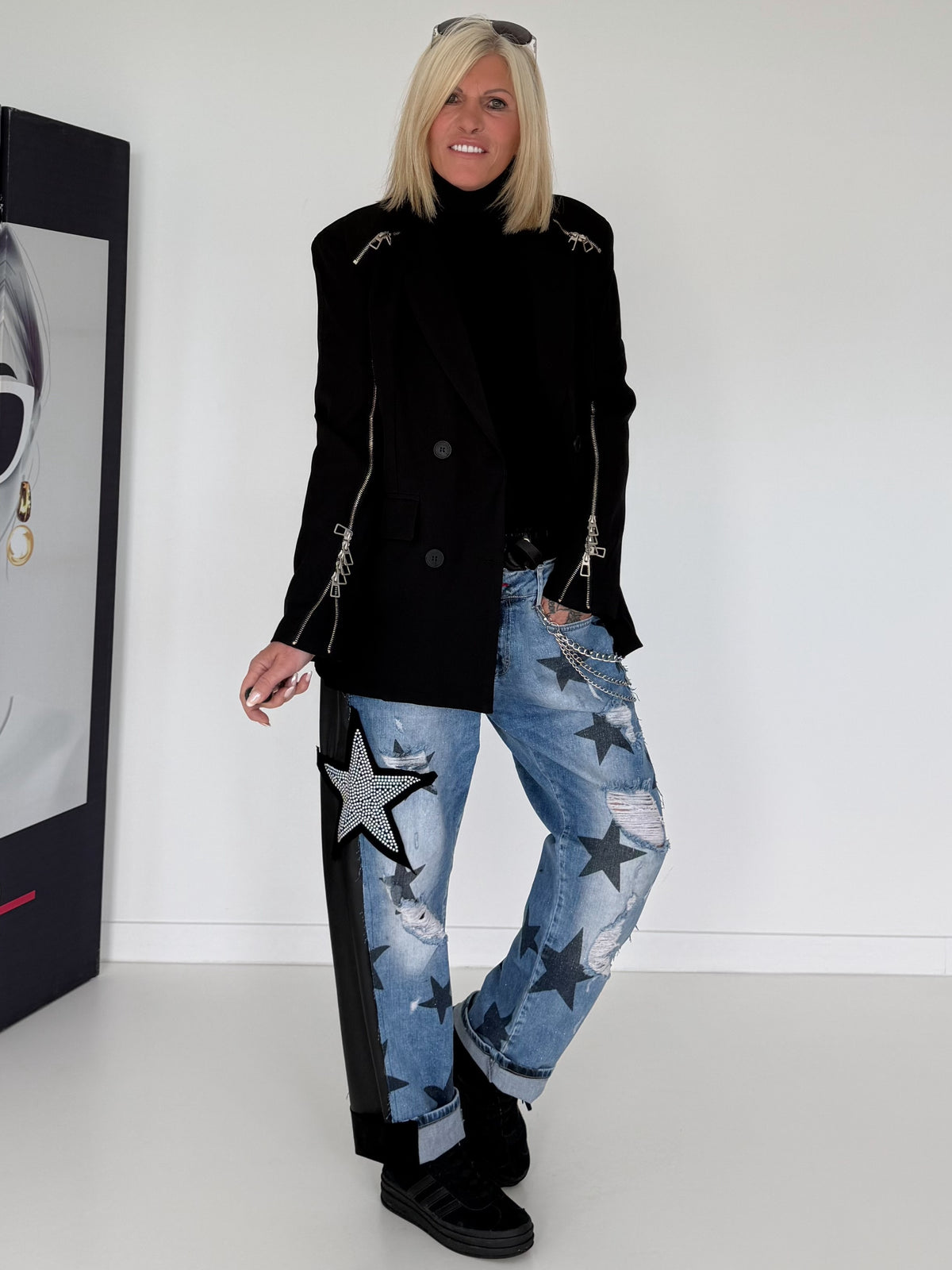 Stylischer Blazer mit Reißverschlüssen  - schwarz