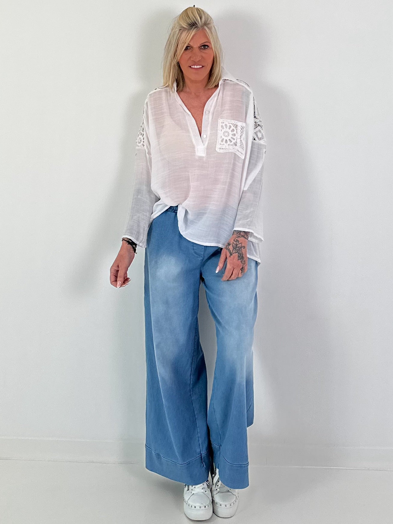 Tunic with crochet inserts - white