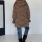 Winterjacke 2 Looks mit Stulpenärmeln und abnehmbarem Strickeinsatz - taupe