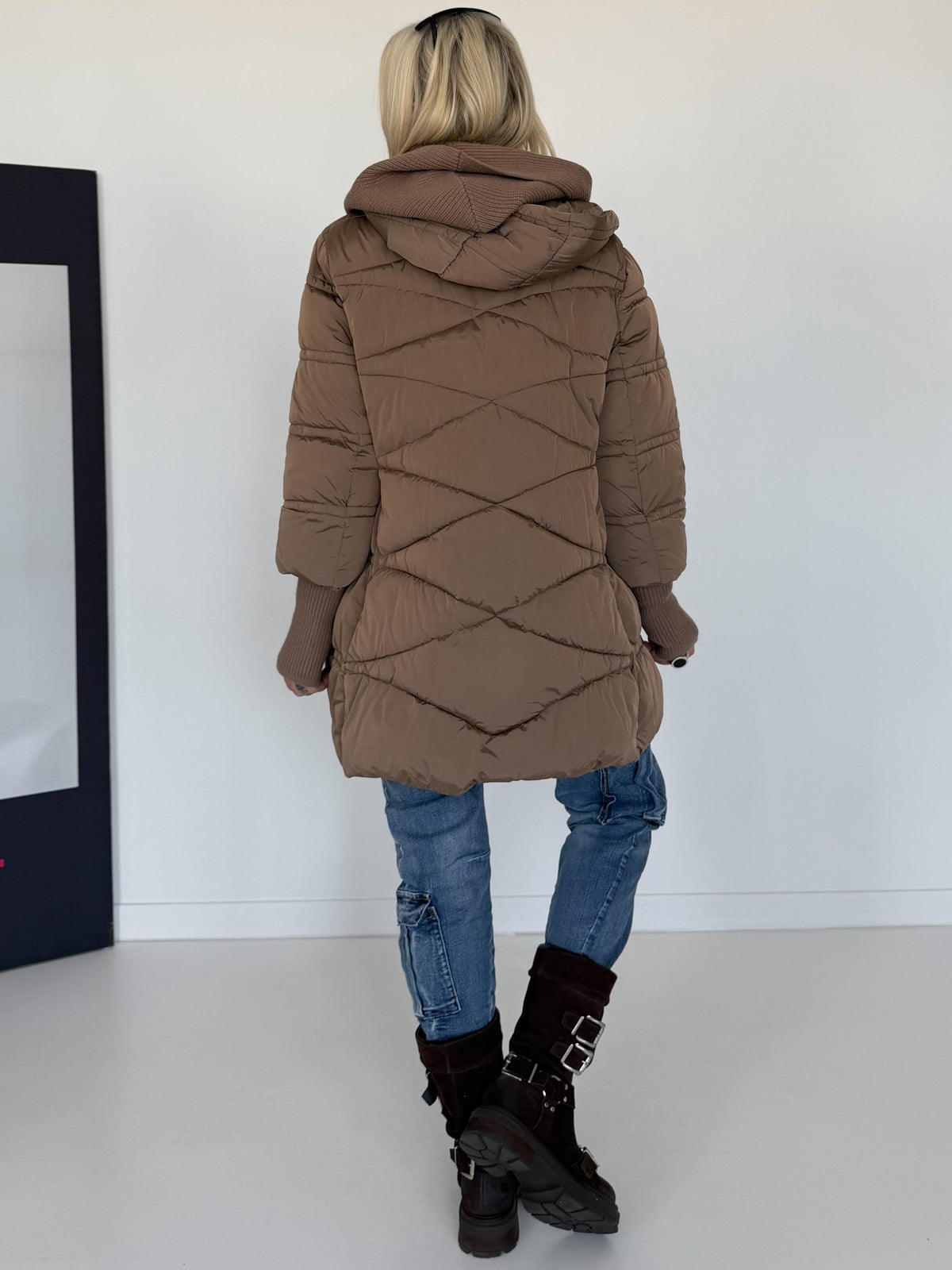 Winterjacke 2 Looks mit Stulpenärmeln und abnehmbarem Strickeinsatz - taupe