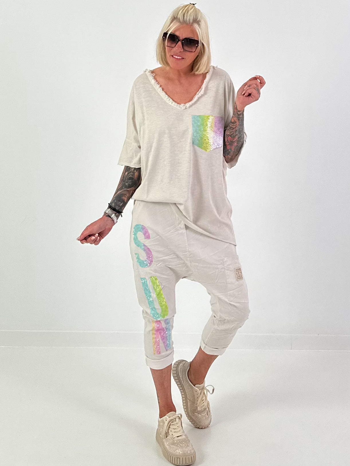 T-Shirt mit Glitzer-Patch - beige