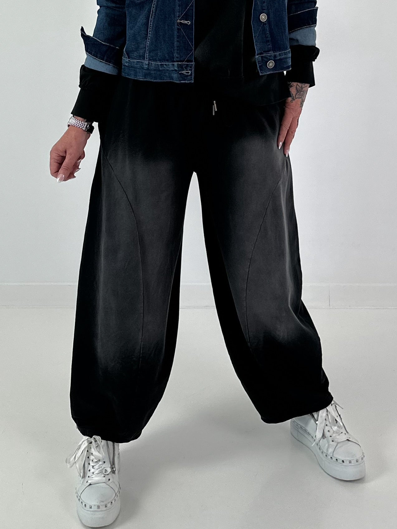 Lässige Sweat Ballonhose im Used-Look - schwarz