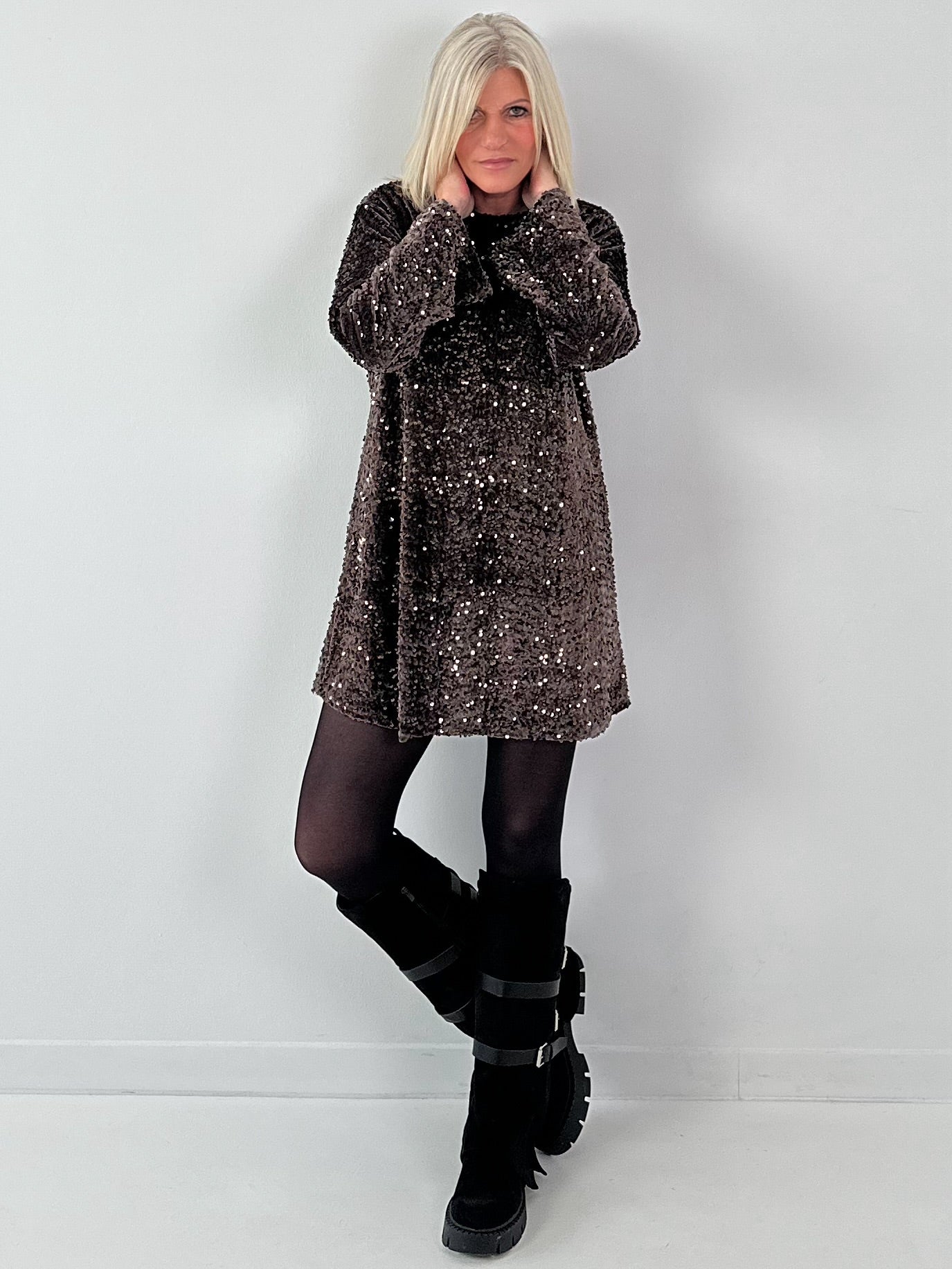 Glam Edition mini dress model "Timeless Glow" - mocha