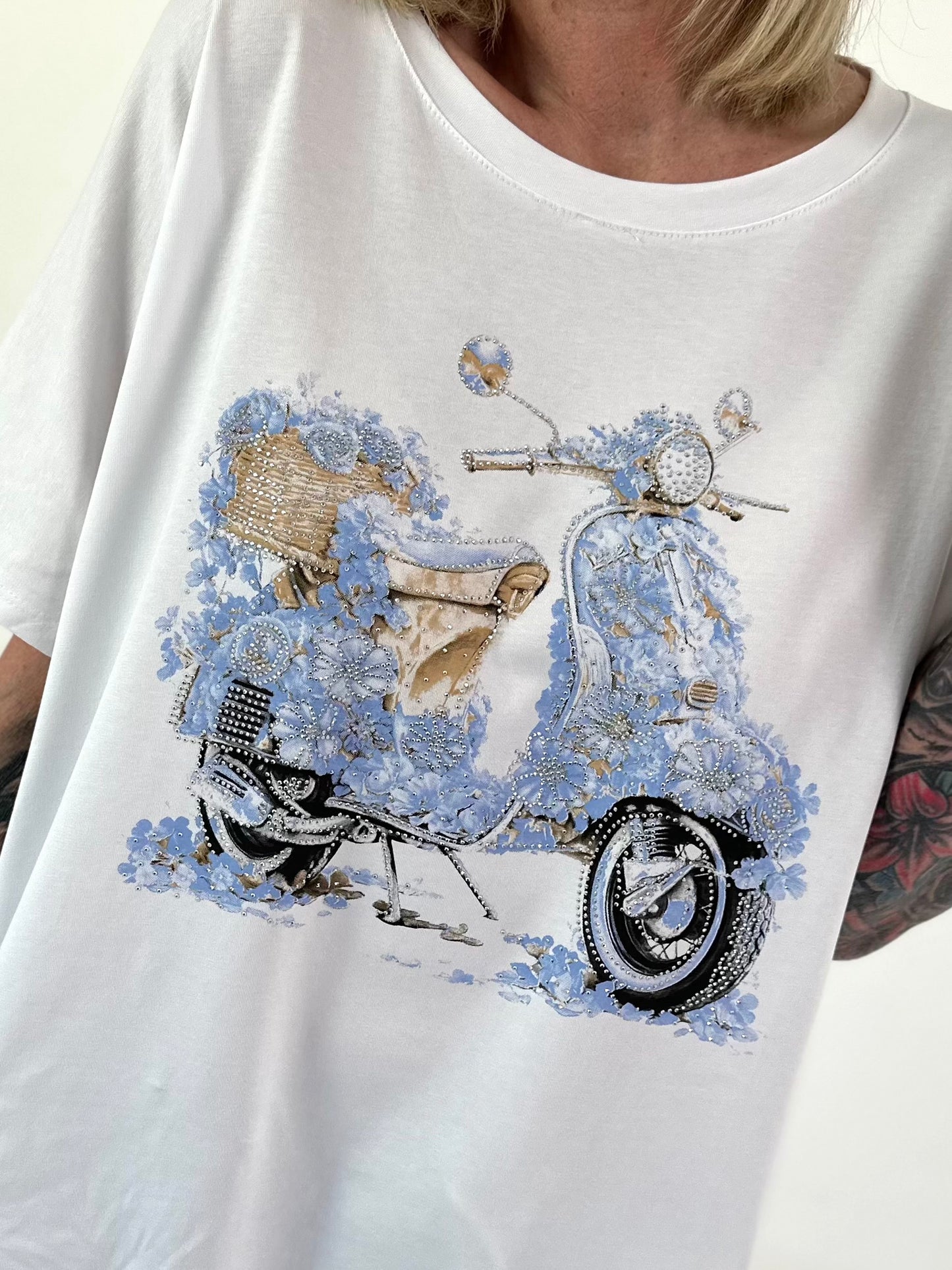 T-Shirt Vespa - white-light blue