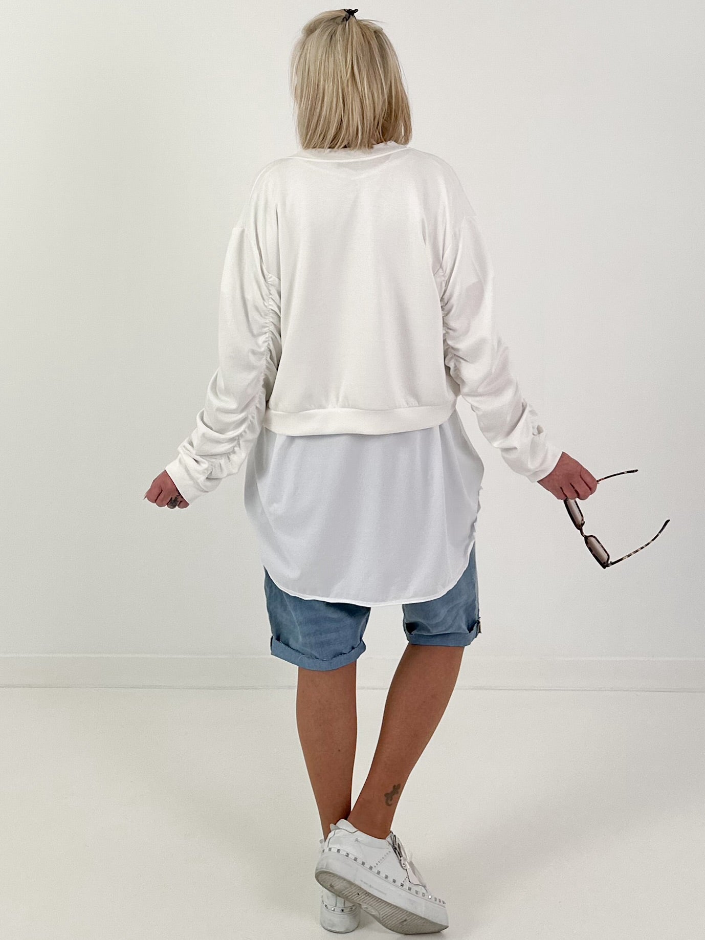Bomberjacke mit gerafftem Arm - weiss
