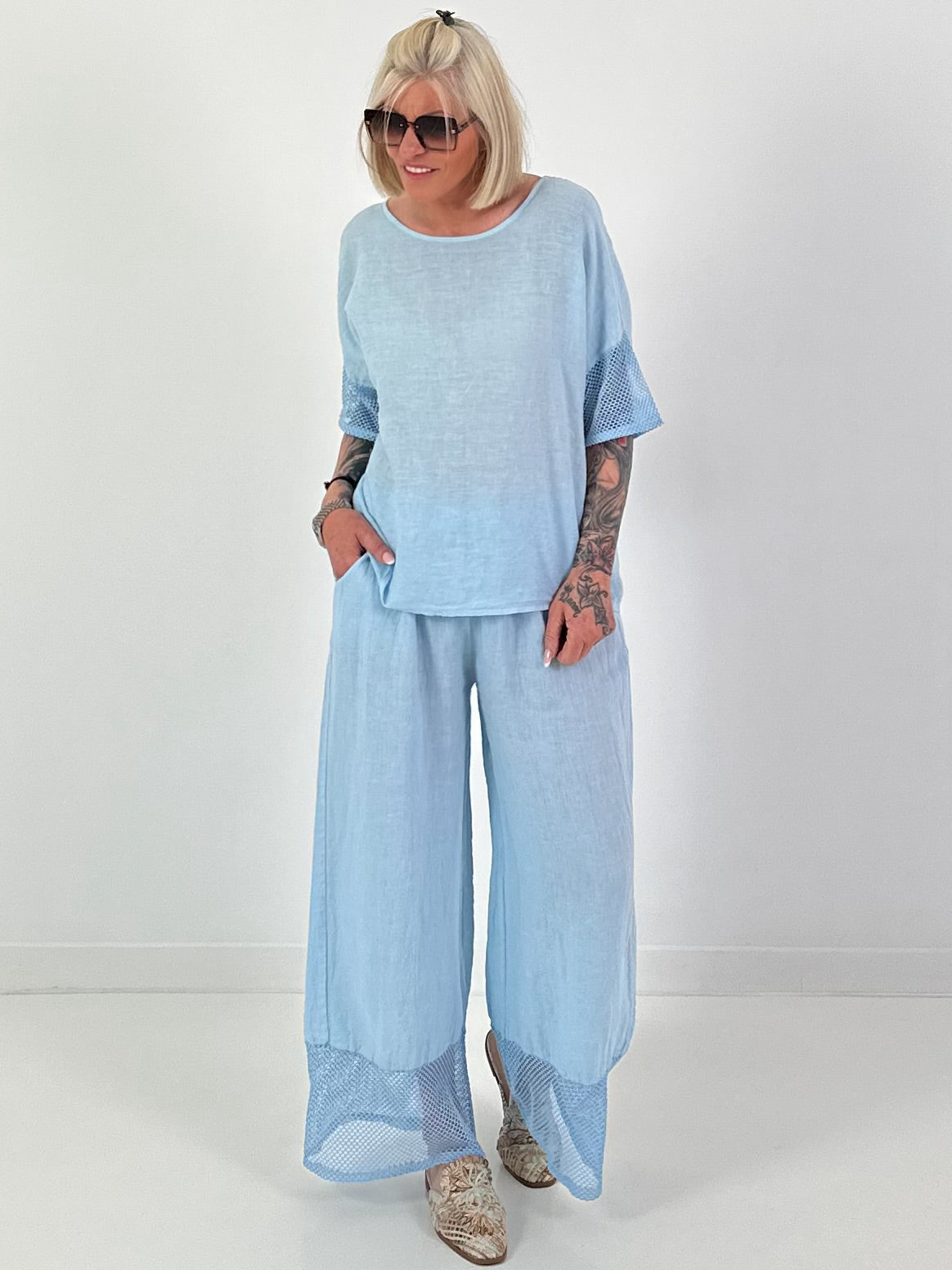Linen shirt with short sleeves - light blue