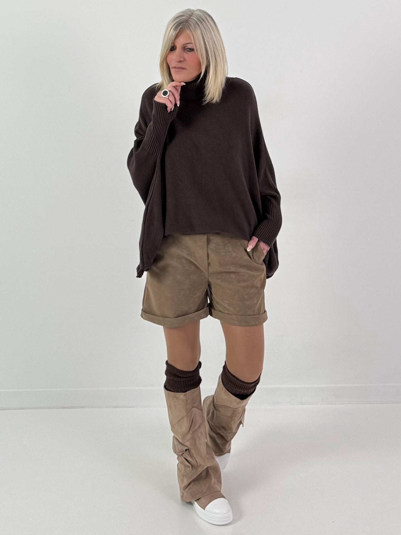 Leather-look shorts, model "Velvet Shine" - taupe