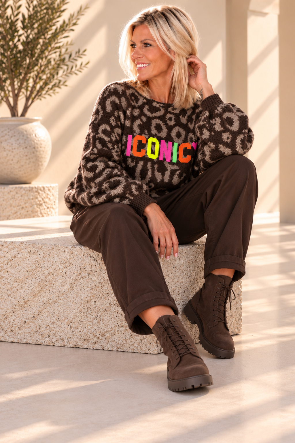 Leo Iconic Sweater - mocha multicolored