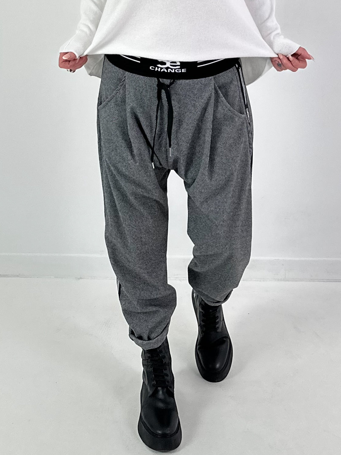 Baggy broek model "Change Flow" - zwart