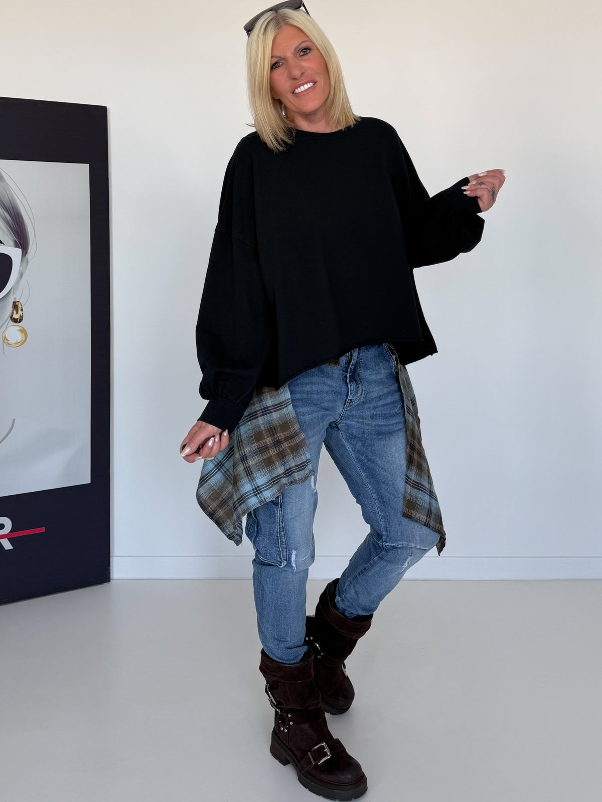 Boxy sweater Smile - black
