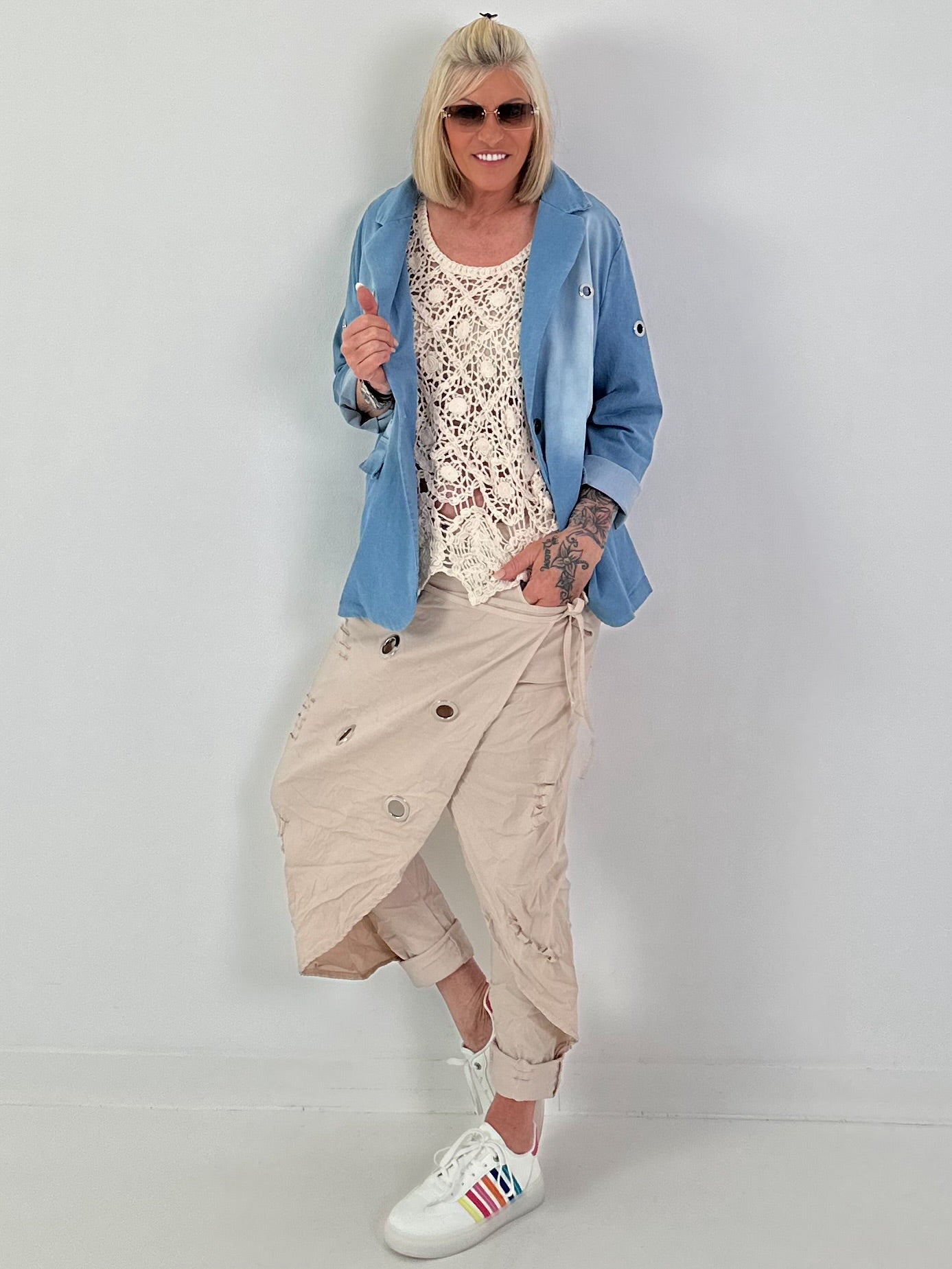 Jeans Blazer mit Ösendetails