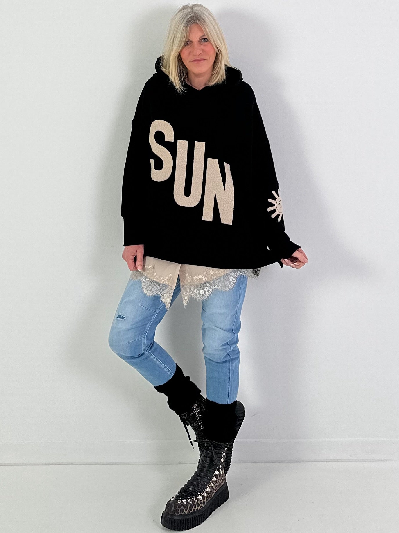Oversized hoodie model "SUN" - black