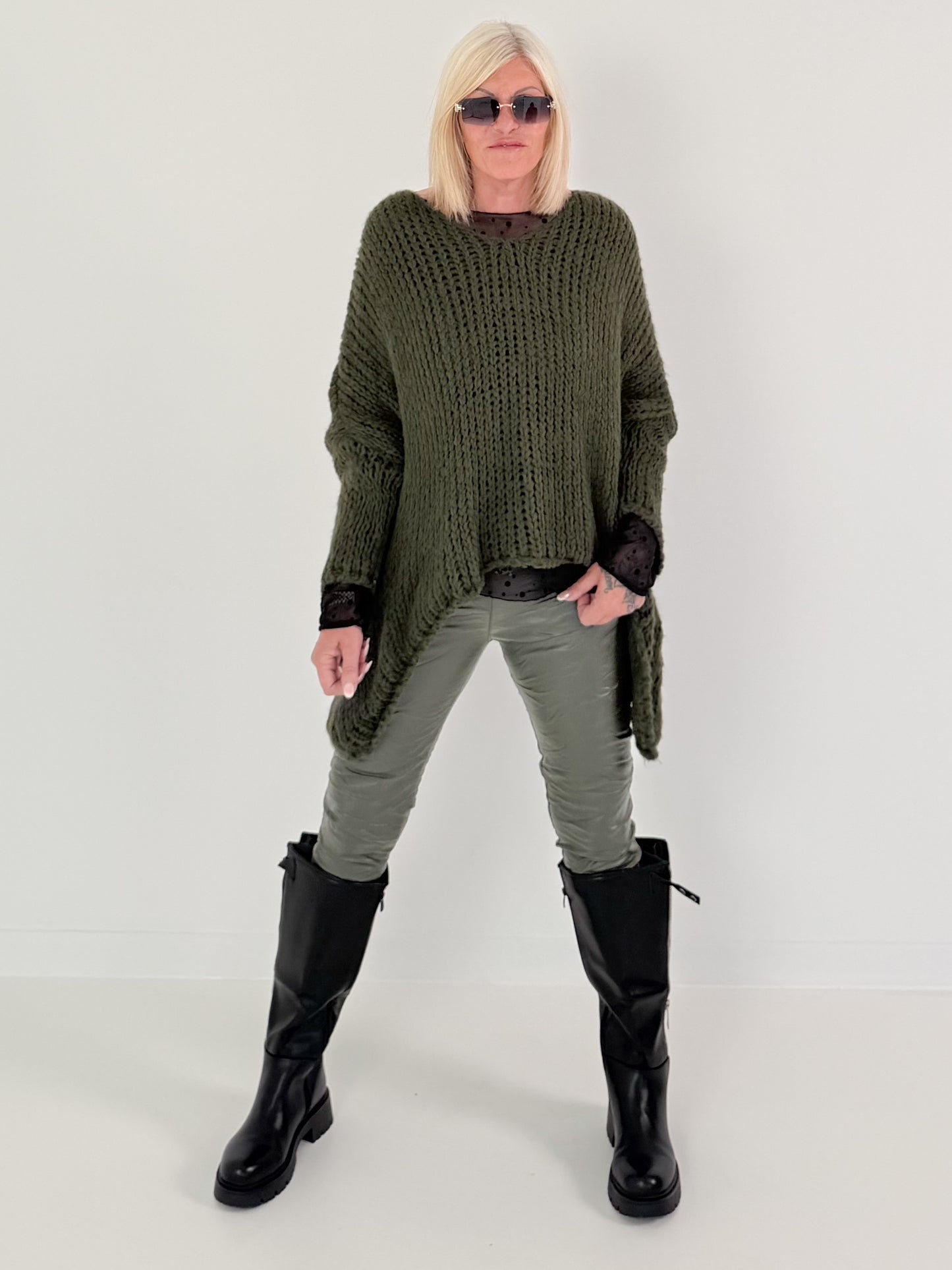 Soft Oversized Chunky Knit Sweater - Olive