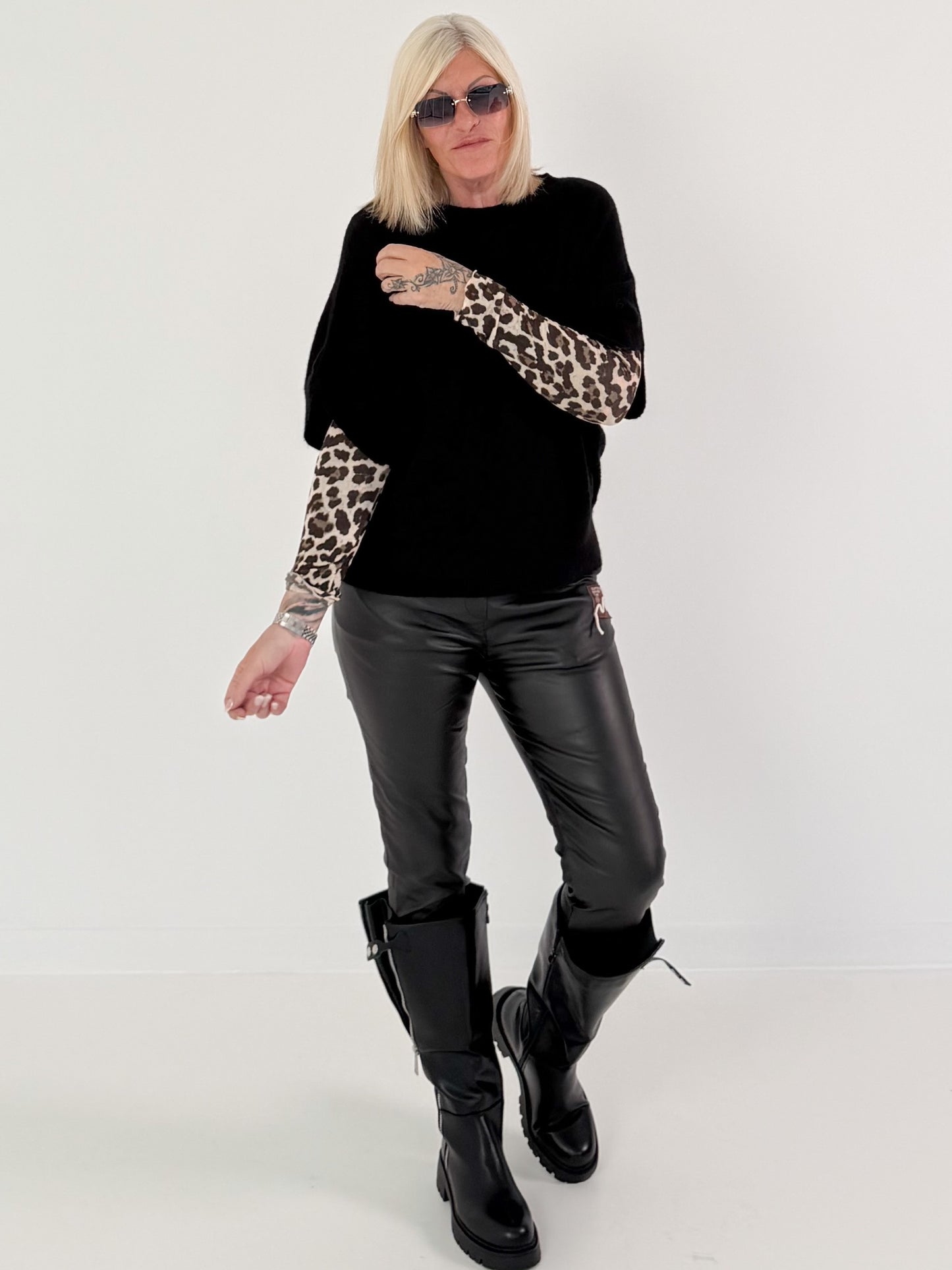 Soft knit vest - black