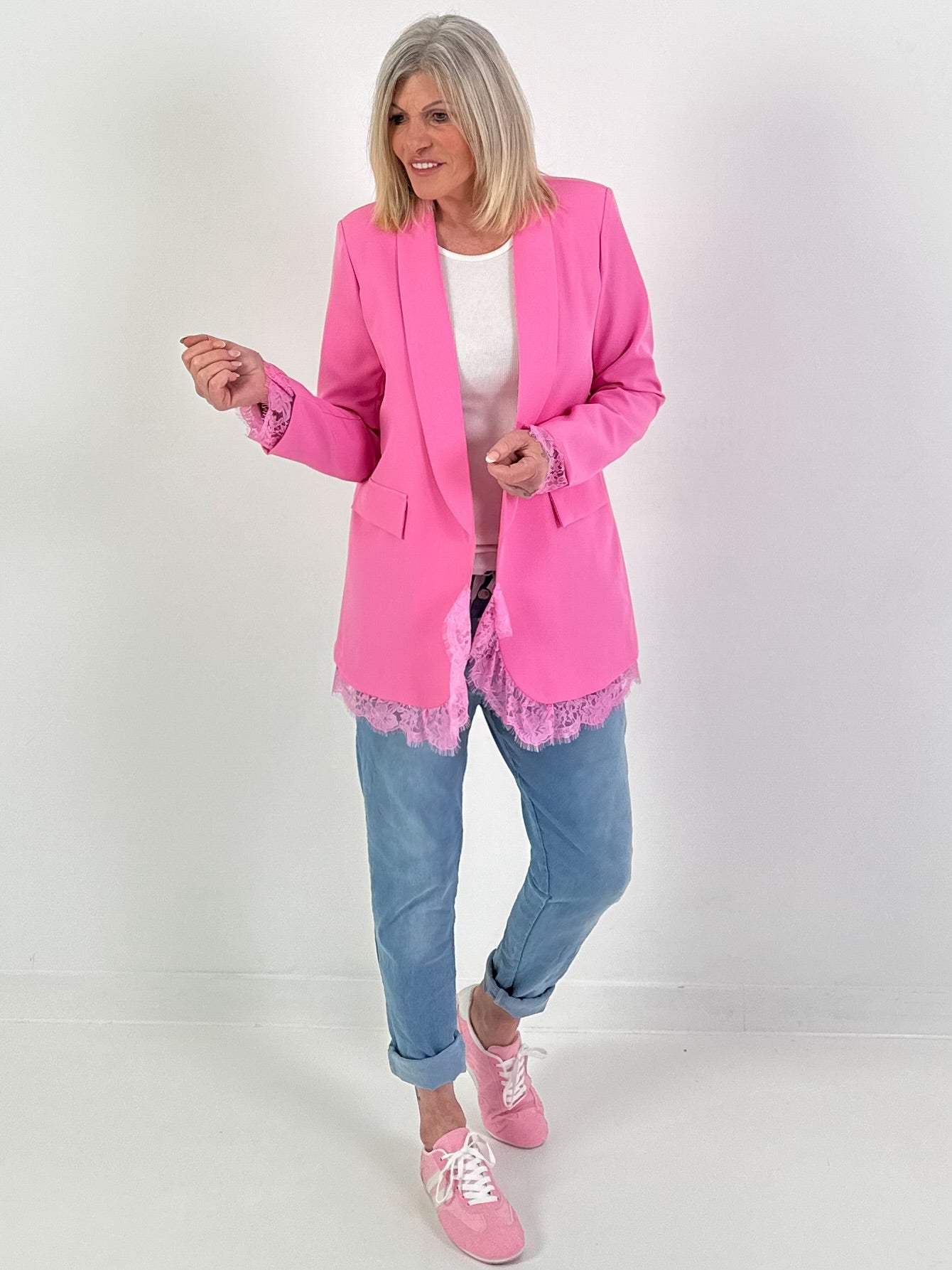 Blazer met kanten details - roze