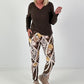 Hose in Wildleder-Optik mit Print Mix - leo - mokka