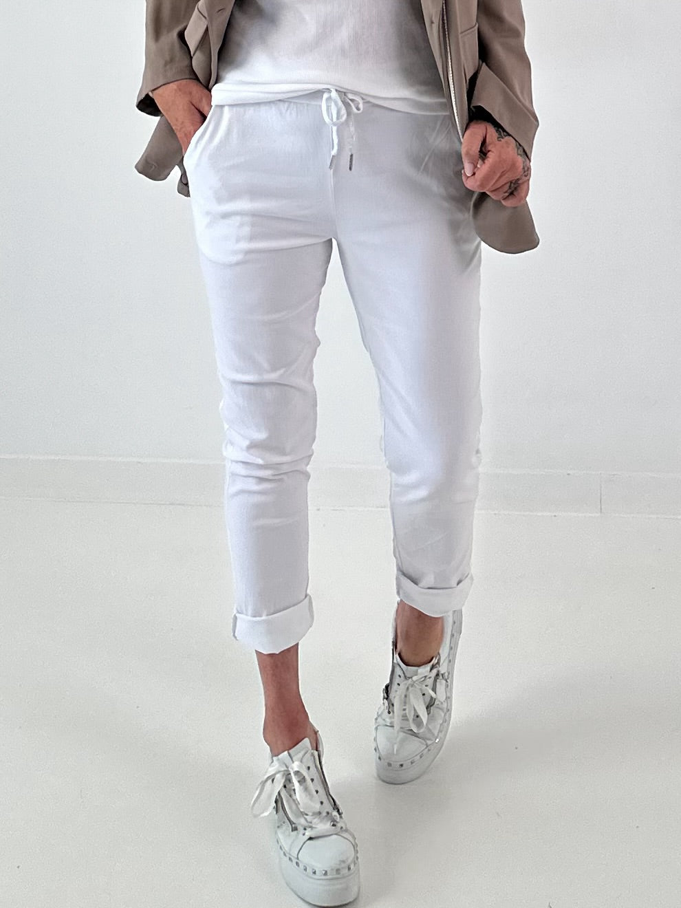 Hose mit elastischem Bund  - weiss