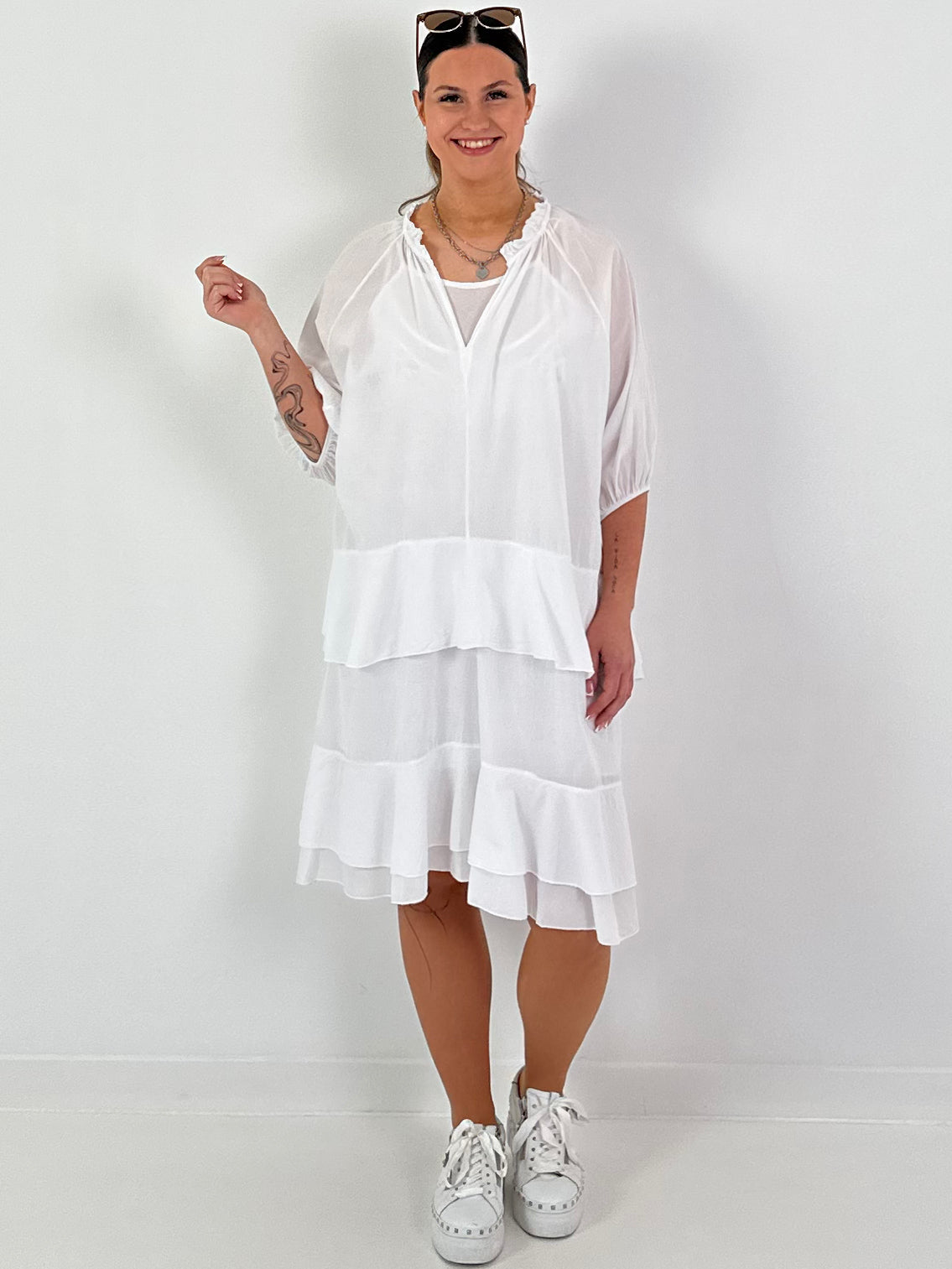 Kleid mit Unterziehtop und Volants - weiss