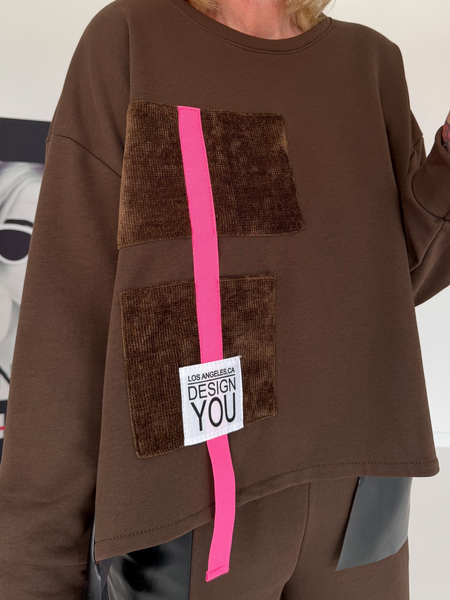 Casual tweedelig pak met details van leerlook en corduroy - mokka