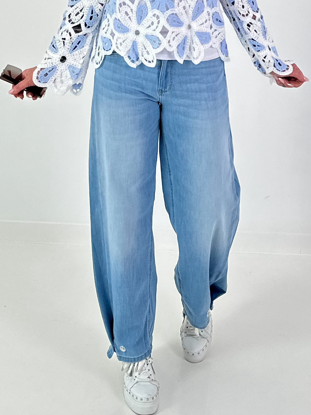 Button-hem jeans - denim