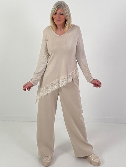 Feinstrick Pullover Modell "Velvet Ease" - beige