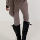 Vegane Lederhose mit Patch - taupe