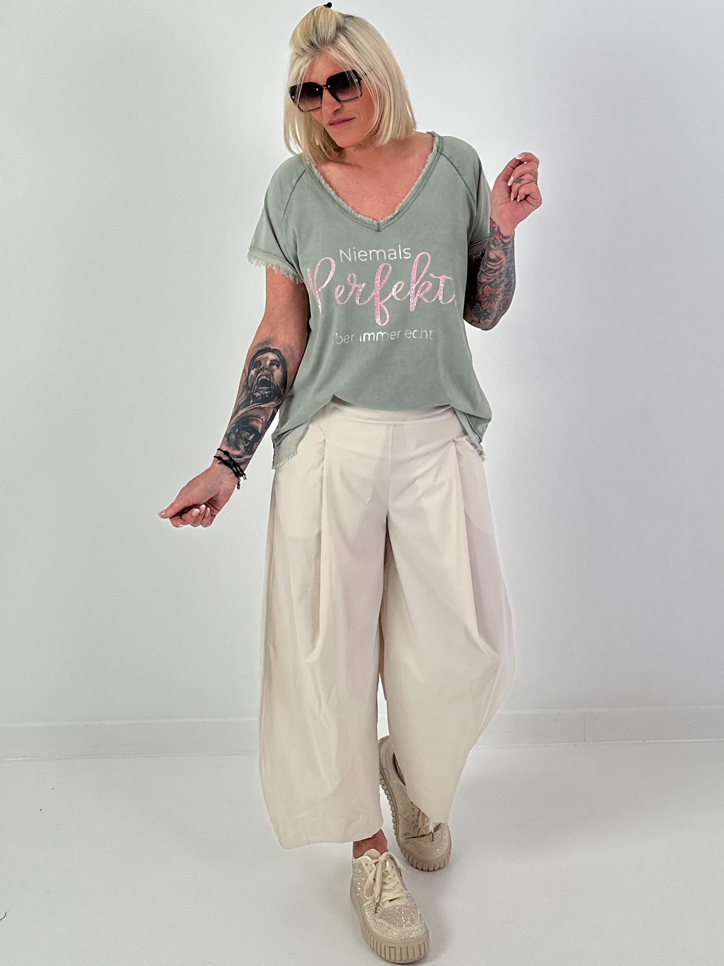 T-Shirt with statement print - khaki
