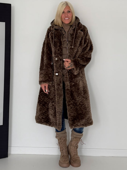 Kuscheliger Mantel mit abnehmbarem Westeneinsatz - taupe