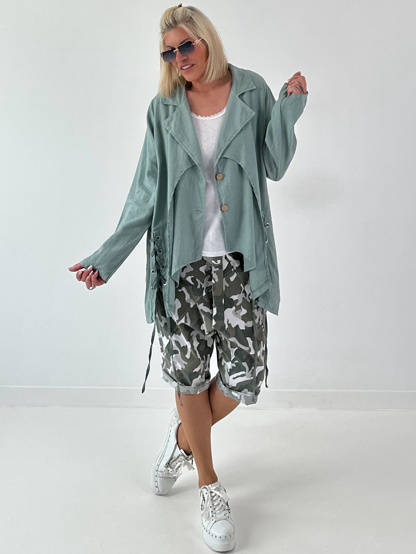 Fancy linen jacket with side lacing - khaki