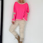 Oversized Sweater mit Strasskreuz - neonpink-beige