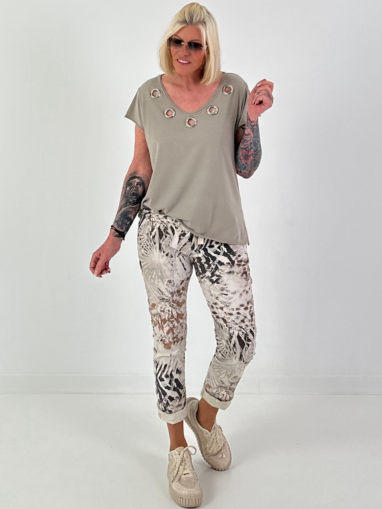 Hose mit All-Over Muster - taupe-mehrfarbig