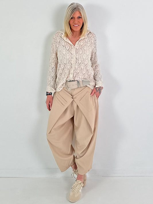 Spitzenbluse mit Muster - beige ( lieferbar ab 01.02.26)