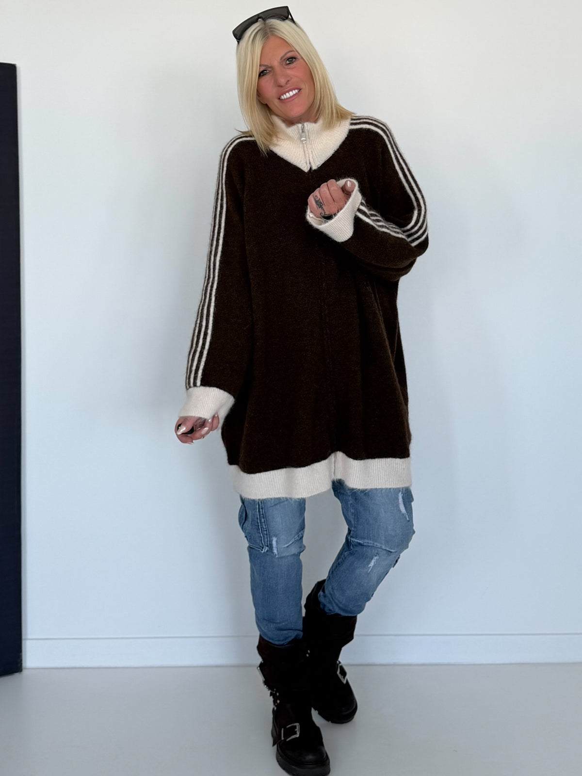 Oversized Long-Strickjacke mit Streifen - mokka-beige